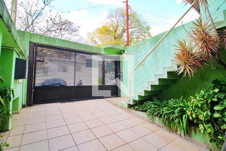 Casa à venda com 200m², 3 quartos e 4 vagasEntrada