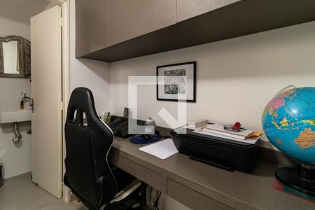 Apartamento à venda com 117m², 3 quartos e 1 vaga Apartamento à venda com 117m², 3 quartos e 1 vagaQuarto de Serviço