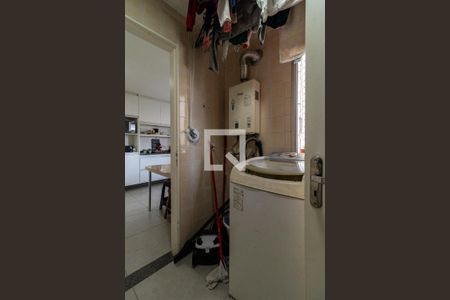 Apartamento à venda com 117m², 3 quartos e 1 vaga Apartamento à venda com 117m², 3 quartos e 1 vagaÁrea de Serviço