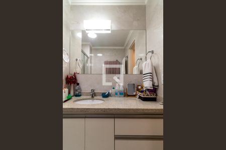 Apartamento à venda com 117m², 3 quartos e 1 vaga Apartamento à venda com 117m², 3 quartos e 1 vagaBanheiro da Suíte