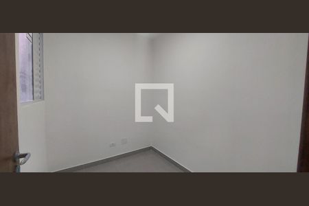 Quarto 2 de apartamento para alugar com 2 quartos, 45m² em Vila Guarani, Santo André