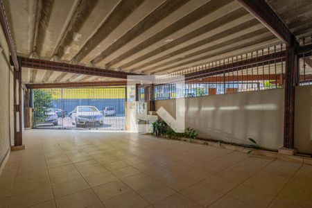 Casa à venda com 150m², 3 quartos e 3 vagas Casa à venda com 150m², 3 quartos e 3 vagasGaragem