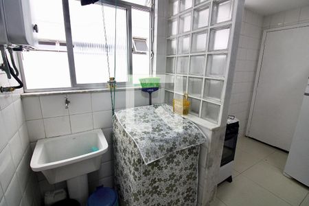 Apartamento à venda com 83m², 3 quartos e 1 vagaÁrea de Serviço