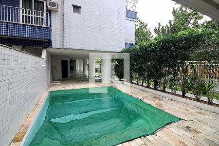 Apartamento à venda com 83m², 3 quartos e 1 vagaÁrea comum - Piscina