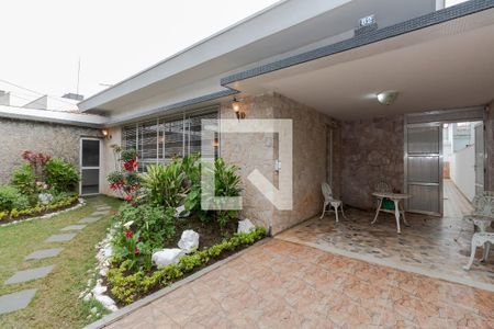Casa à venda com 268m², 4 quartos e 3 vagasQuintal