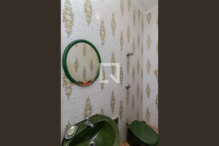 Casa à venda com 268m², 4 quartos e 3 vagasBanheiro 