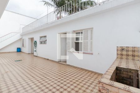 Casa à venda com 268m², 4 quartos e 3 vagasQuintal