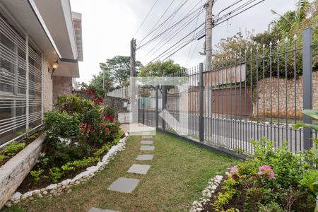 Casa à venda com 268m², 4 quartos e 3 vagasQuintal