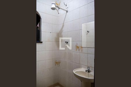 Casa à venda com 110m², 3 quartos e 2 vagasBanheiro