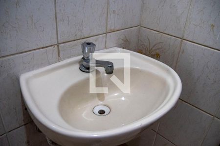 Casa à venda com 110m², 3 quartos e 2 vagasBanheiro