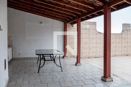 Casa à venda com 110m², 3 quartos e 2 vagasTerraço