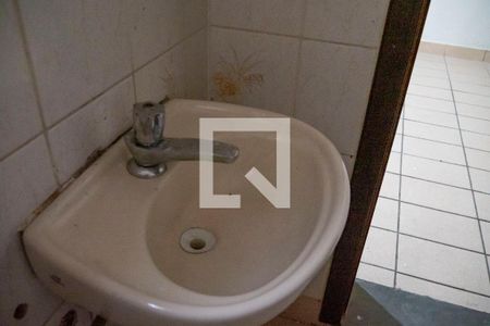 Casa à venda com 110m², 3 quartos e 2 vagasBanheiro