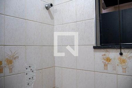 Casa à venda com 110m², 3 quartos e 2 vagasBanheiro