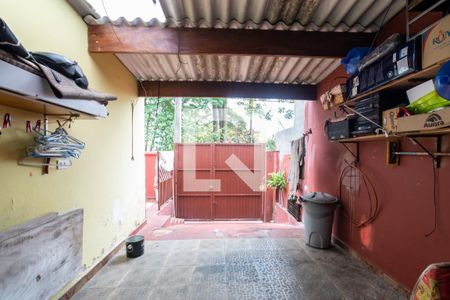 Casa à venda com 178m², 3 quartos e 3 vagas Casa à venda com 178m², 3 quartos e 3 vagasGaragem