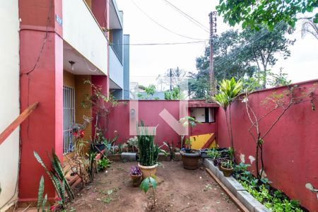 Casa à venda com 178m², 3 quartos e 3 vagas Casa à venda com 178m², 3 quartos e 3 vagasJardim
