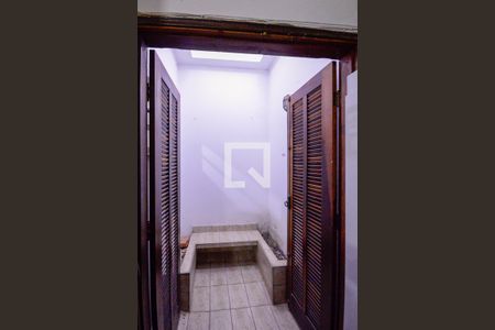 Casa à venda com 350m², 3 quartos e 4 vagas Casa à venda com 350m², 3 quartos e 4 vagasQuarto 2 - Suite