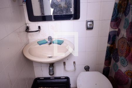 Casa à venda com 350m², 3 quartos e 4 vagas Casa à venda com 350m², 3 quartos e 4 vagasBanheiro de Serviço