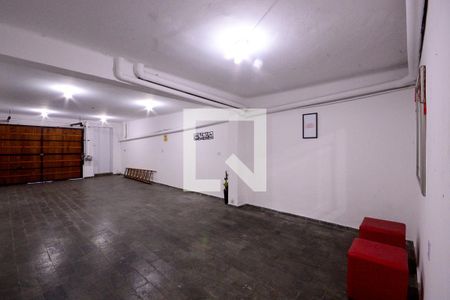 Casa à venda com 350m², 3 quartos e 4 vagas Casa à venda com 350m², 3 quartos e 4 vagasGaragem