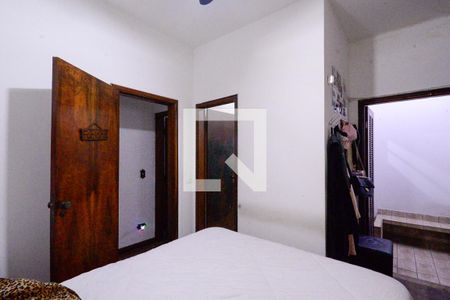 Casa à venda com 350m², 3 quartos e 4 vagas Casa à venda com 350m², 3 quartos e 4 vagasQuarto 2 - Suite