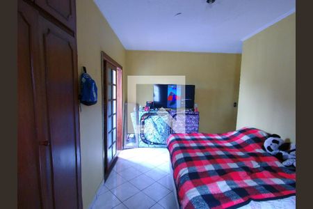 Casa à venda com 168m², 3 quartos e 2 vagasQuarto 2 