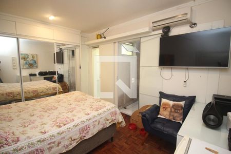 Casa à venda com 670m², 6 quartos e 8 vagasSuíte 3