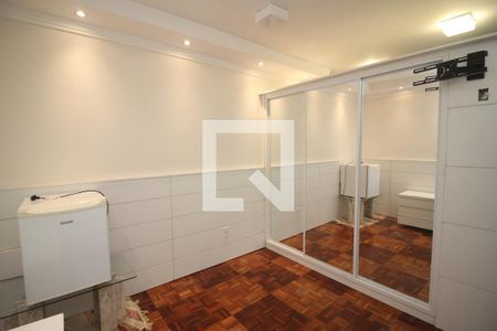 Casa à venda com 670m², 6 quartos e 8 vagasQuarto 2