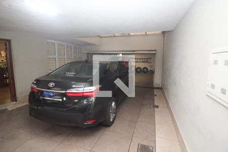 Casa à venda com 670m², 6 quartos e 8 vagasGaragem