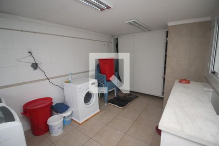 Casa à venda com 670m², 6 quartos e 8 vagasÁrea de Serviço