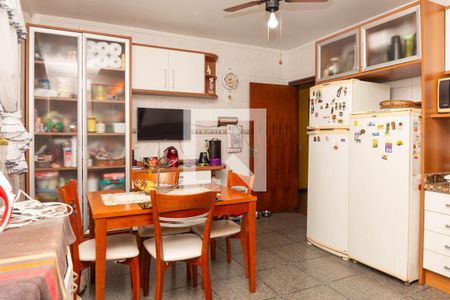 Casa à venda com 243m², 3 quartos e 2 vagas Casa à venda com 243m², 3 quartos e 2 vagasCozinha