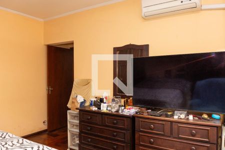 Casa à venda com 243m², 3 quartos e 2 vagas Casa à venda com 243m², 3 quartos e 2 vagasSuite