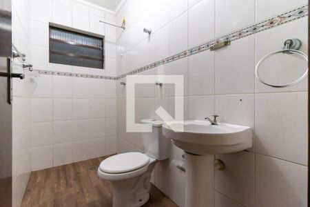 Casa à venda com 163m², 3 quartos e 2 vagas Casa à venda com 163m², 3 quartos e 2 vagasBanheiro da Suíte 2
