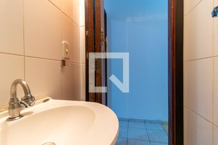 Casa à venda com 163m², 3 quartos e 2 vagas Casa à venda com 163m², 3 quartos e 2 vagasLavabo