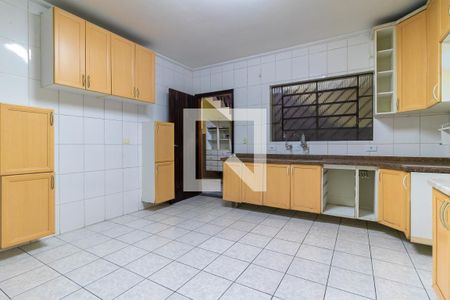 Casa à venda com 163m², 3 quartos e 2 vagas Casa à venda com 163m², 3 quartos e 2 vagasCozinha