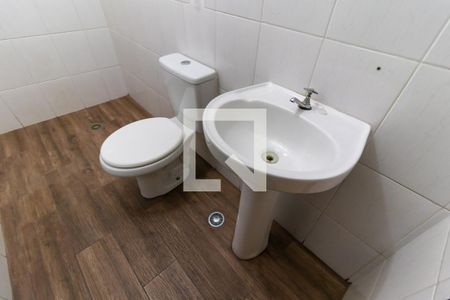 Casa à venda com 163m², 3 quartos e 2 vagas Casa à venda com 163m², 3 quartos e 2 vagasBanheiro da Suíte 2