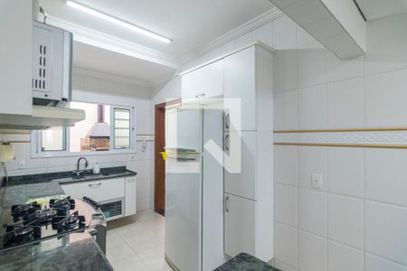 Casa à venda com 202m², 4 quartos e 3 vagas Casa à venda com 202m², 4 quartos e 3 vagasCozinha