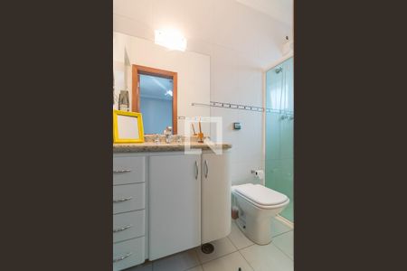 Casa à venda com 202m², 4 quartos e 3 vagas Casa à venda com 202m², 4 quartos e 3 vagasBanheiro da Suíte 3