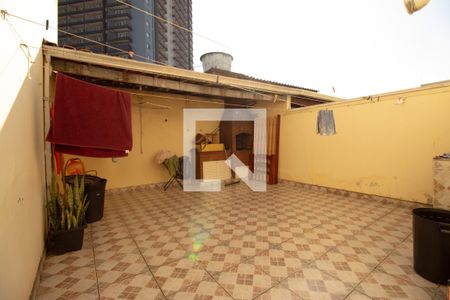 Casa à venda com 90m², 4 quartos e 3 vagasQuintal