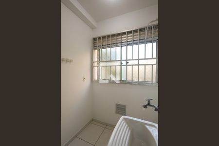 Apartamento para alugar com 48m², 2 quartos e sem vaga Apartamento para alugar com 48m², 2 quartos e sem vagaÁrea de Serviço