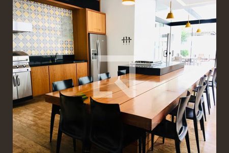 Apartamento à venda com 1 quarto, 57m² em Cambuí, Campinas