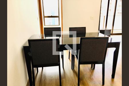 Apartamento à venda com 1 quarto, 57m² em Cambuí, Campinas