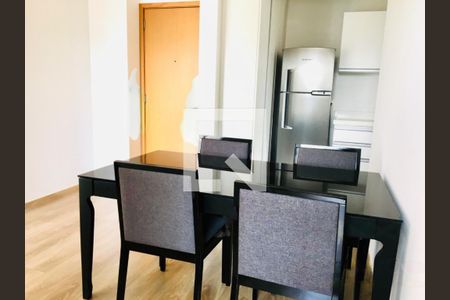 Apartamento à venda com 1 quarto, 57m² em Cambuí, Campinas