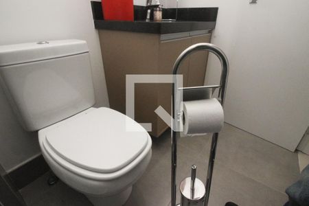 Apartamento à venda com 57m², 2 quartos e 1 vaga Apartamento à venda com 57m², 2 quartos e 1 vagaBanheiro Social