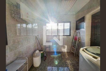 Apartamento para alugar com 200m², 4 quartos e 2 vagas