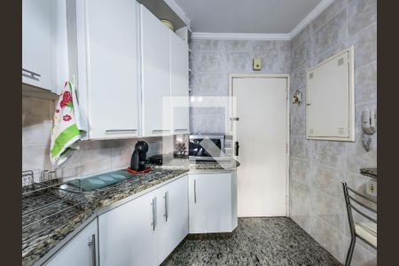 Apartamento para alugar com 200m², 4 quartos e 2 vagas