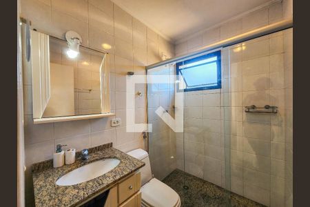 Apartamento para alugar com 200m², 4 quartos e 2 vagas Apartamento para alugar com 200m², 4 quartos e 2 vagasBanheiro