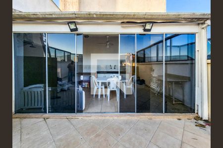 Apartamento para alugar com 200m², 4 quartos e 2 vagas