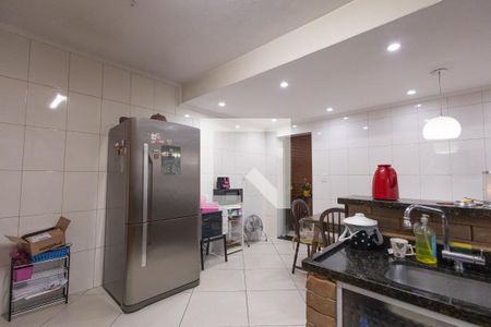 Casa à venda com 170m², 2 quartos e 2 vagasCozinha
