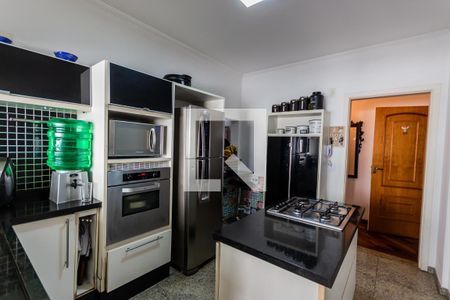 Apartamento à venda com 118m², 3 quartos e 3 vagas Apartamento à venda com 118m², 3 quartos e 3 vagasCozinha