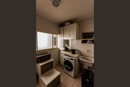 Apartamento à venda com 118m², 3 quartos e 3 vagas Apartamento à venda com 118m², 3 quartos e 3 vagasÁrea de Serviço