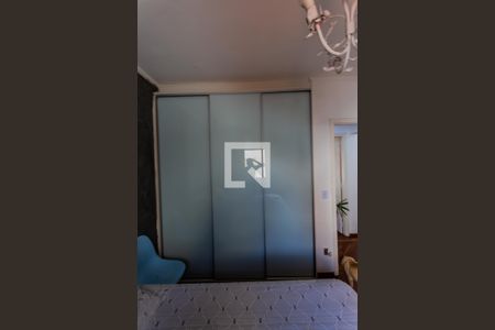 Apartamento à venda com 118m², 3 quartos e 3 vagas Apartamento à venda com 118m², 3 quartos e 3 vagasArmário